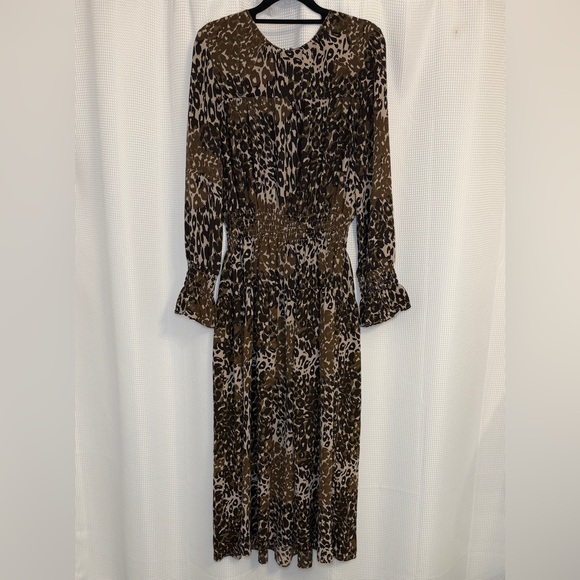 Victor Alfaro Animal Print Midi Dress - Picture 4 of 5